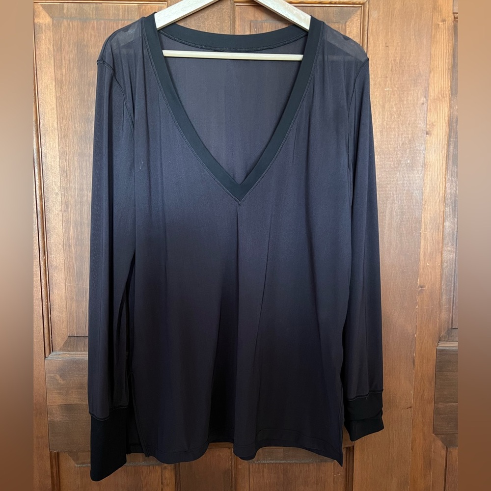 Lululemon V-Neck Mesh Top